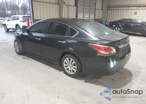 2015 Nissan Altima 2.5 S z USA, uszkodzony, nr VIN 1N4AL3AP3FN326465